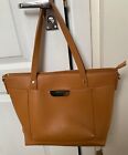 BESSIE LONDON Tan Brown Medium Handbag with zip top and optional shoulder strap