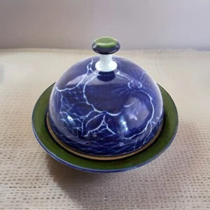 Handmade Art Studio Floral Domed Cheese Dish Signed - Picture 1 of 10
