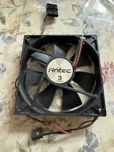 Antec Adjustable Speed Fan 120X25mm 12V 4PN PC Case Quiet Fan+ Speed controller - Picture 1 of 2