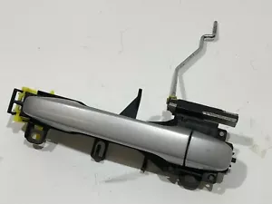 Manija de puerta exterior TOYOTA IQ IQ2 LADO DEL PASAJERO DELANTERO IZQUIERDO PLATA 1F7 2009-ON - Imagen 1 de 6