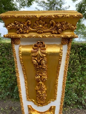 Pedestal Pillar Louis XVI Style Single Gold White Beechwood with Marble Top - Image 1 of 4