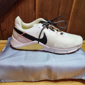 Nike Legend Essential 2 Damen 9 Schuhe White Summit CQ9545-107 Sneaker - Bild 1 von 8