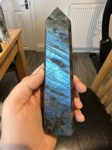 Stunning Labradorite Crystal Point Tower Rainbow Flash Gold Blue 16.5cm 335g L8 - Picture 1 of 5