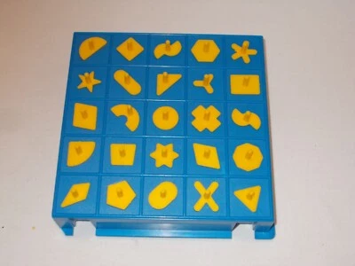 Vintage Perfection 1990-2004 Game Yellow Pegs Shapes 25 Pieces Replacement Parts - Image 1 of 2