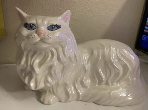 Vintage life size Ceramic Persian Cat figurine- Blue Eyes - Picture 1 of 9