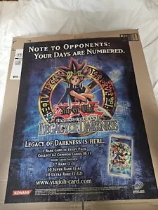 Yu-Gi-Oh TCG Promozionale FOIL Promo Legacy Of Darkness 2002 24"x18" RARO - Foto 1 di 2