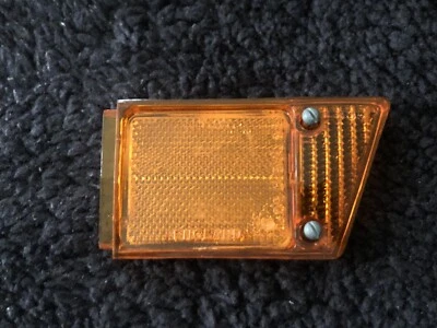 Rolls-Royce Camargue 1976-86 Left Side Marker Amber Lens CD5819 NOS OEM NLA - Image 1 of 4