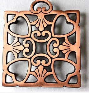 Pampered Chef Trivet Round Up From The Heart 2008 Cast Iron Copper NIB - Picture 1 of 4