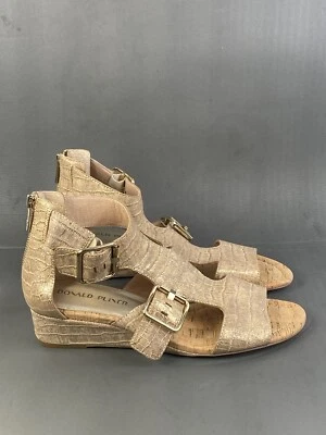 SANDALIA CUÑA DONALD PLINER Oliva, Espejo Platino Metálico Mujer Talla 9.5 Nueva Foto 1 de 4