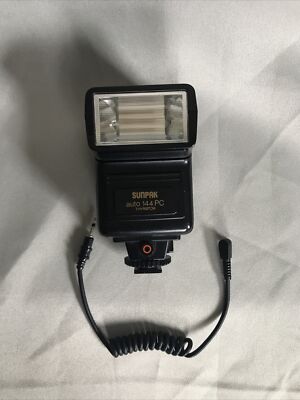 Vintage Sunpak Auto 144PC Shoe Mount Flash Ph...