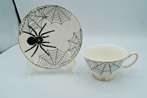 TAZA DE TÉ Y PLATILLO PARK CHATEAU GÓTICO HALLOWEEN TELA DE ARAÑA - Imagen 1 de 4