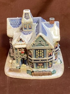 Hawthorne Village “ Victoria Christmas 1” -CH1 - Picture 1 of 6