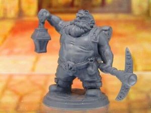Rufus Breakrock minatore minerale profondo con lampada nana mini miniatura stampa 3D Dnd - Foto 1 di 3