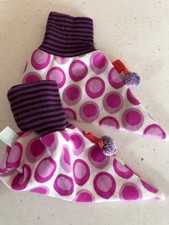 Nom Poo Purple Spotted Baby Booties. As New. Collect Or Post