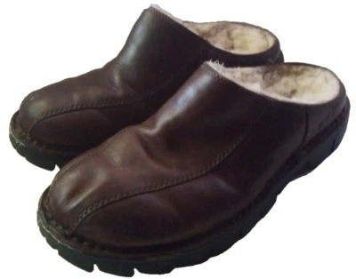 UGG, Australia, Zapatos Zapatilla Mujer Mule Slides Cuero, Talla 7, Marrón Oscuro Foto 1 de 4