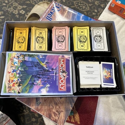 Monopoly Disney Edition Board Game Rare Complete 2001 - Image 1 of 2