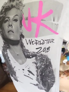 P!nk Pink Band Tee Beautiful Trauma World Tour 2018 Concert Merch T Shirt Small - Picture 1 of 4
