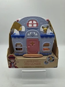 Tomy Pokemon House Party Playset Pikachu Pichu Emolga New 2017 Damaged Box - Picture 1 of 4