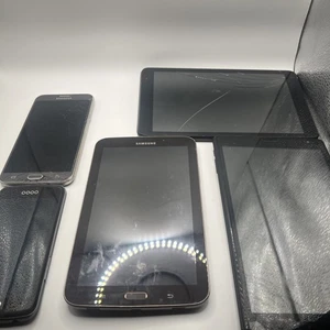 Handy und Tablet Konvolut für Teile oder Reparatur ungetestet - Bild 1 von 9