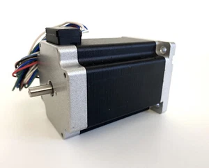 Nanotec ST6018L3008-B Motore Passo 3,9V 3,0A - Foto 1 di 4