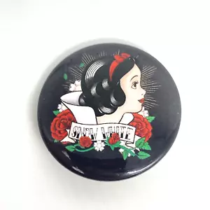 Disney Schneewittchen Rosen schwarz Pinback Button - Bild 1 von 4