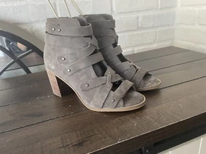 Vince Camuto Gladiator Gray Suede Block Heels Lace Up Open Toe Women Boots Sz 6 - Picture 1 of 16