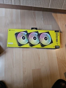 Corsair iCUE LINK QX120 12cm PWM RGB Wentylator obudowy - Czarny - 3-pak z iCUE Link Hu - Zdjęcie 1 z 2