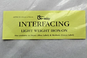 Leichte Einlage zum Aufbügeln 69 cm x 92 cm - Bild 1 von 1