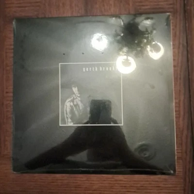 GARTH BROOKS NO FENCES LP 1990 FIRST PRESS  CAPITOL RECORDS SEALED!!!! MINT!!! - Image 1 of 2