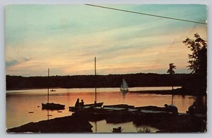 Postcard NJ Wayne Packanack Lake Greetings Beautiful Sunset Boats Vessel Dock I9 - Picture 1 of 2