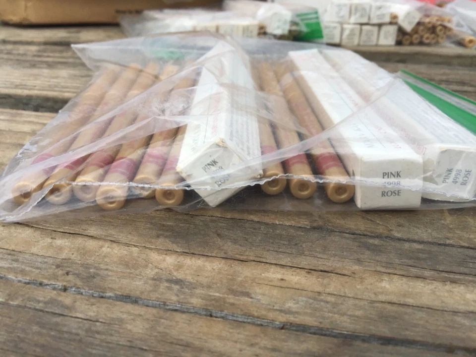 2 PC LOT Mary Kay PINK Luxury Lip Liner Pencil .009 oz net wt each NEW - Image 1 of 1