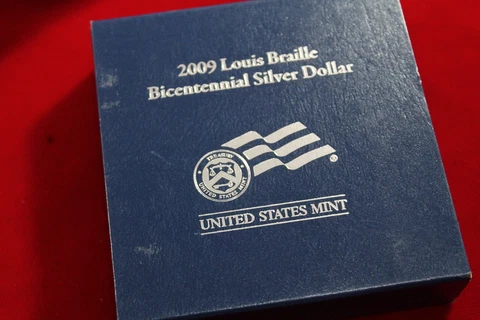 2009 LOUIS BRAILLE COMMEMORATIVE PROOF SILVER DOLLAR MINT PACKAGE, NO COIN Cover