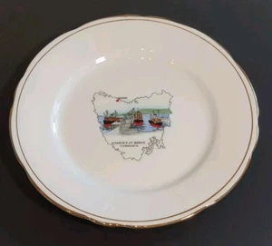 Small ROYAL STAFFORD Collector Bone China SOUVENIR PLATE-Burnie Wharves Tasmania - Picture 1 of 9