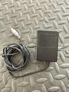 OEM Super Nintendo SNES AC Adapter (SNS-002) Power Supply - Picture 1 of 4