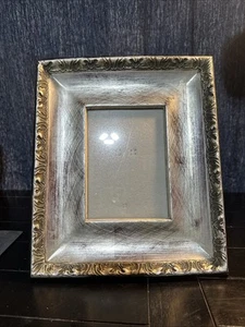 Unique Large Distressed Vintage Picture Frame Holds 5x7 Photo - Picture 1 of 4