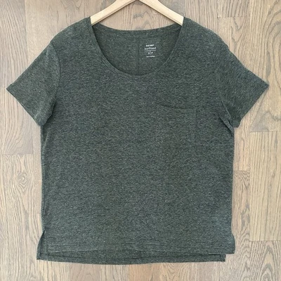 Old Navy Linen Blend Short Sleeve Boyfriend Pocket Tee Hunter Pines Green Small - Image 1 of 4