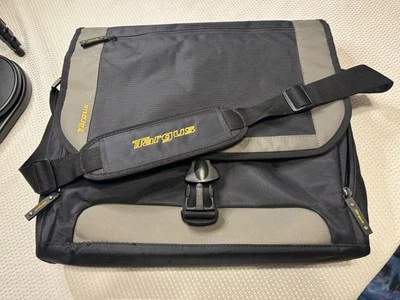 TARGUS TCG200-12 LAPTOP BAG 16.5" MESSENGER BAG MULTI-POCKETS PADDED BLACK/GRAY - Image 1 of 4