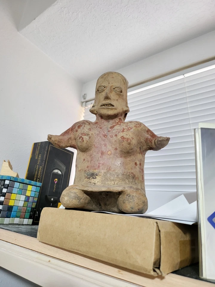  FIGURA JALISCO GRANDE PRECOLOMBINA EX: SOTHEBY'S   Foto 1 de 1