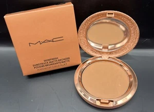 MAC SKINFINISH SUNSTRUCK MATTE BRONZER MATTE DEEP ROSY NIB - Picture 1 of 3