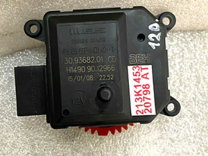 Actuador de control de aleta de ventilación del calentador Skoda VW 309368201cd - Imagen 1 de 4