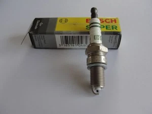 4x Bosch Zündkerze WR5DC Super Spark Plug Bougie Candela Tennpluggen - Picture 1 of 1