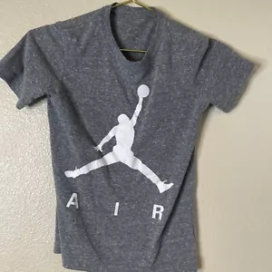 Boys Air Jordan Shirt Flawed - Picture 1 of 8