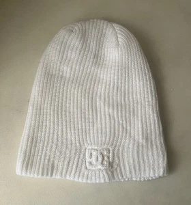 MENS DC SHOES WHITE BEANIE HAT CAP ONE SIZE - Picture 1 of 2