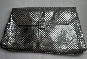Whiting & Davis Silver Mesh Clutch Handbag Purse Rhinestones Clasp Mirror Vtg - Picture 1 of 24