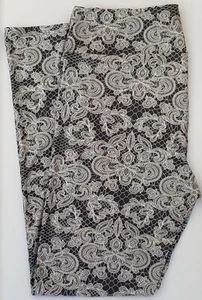 TC LuLaRoe Tall & Curvy Leggings Gray Paisley Print NWT W24 - Picture 1 of 6