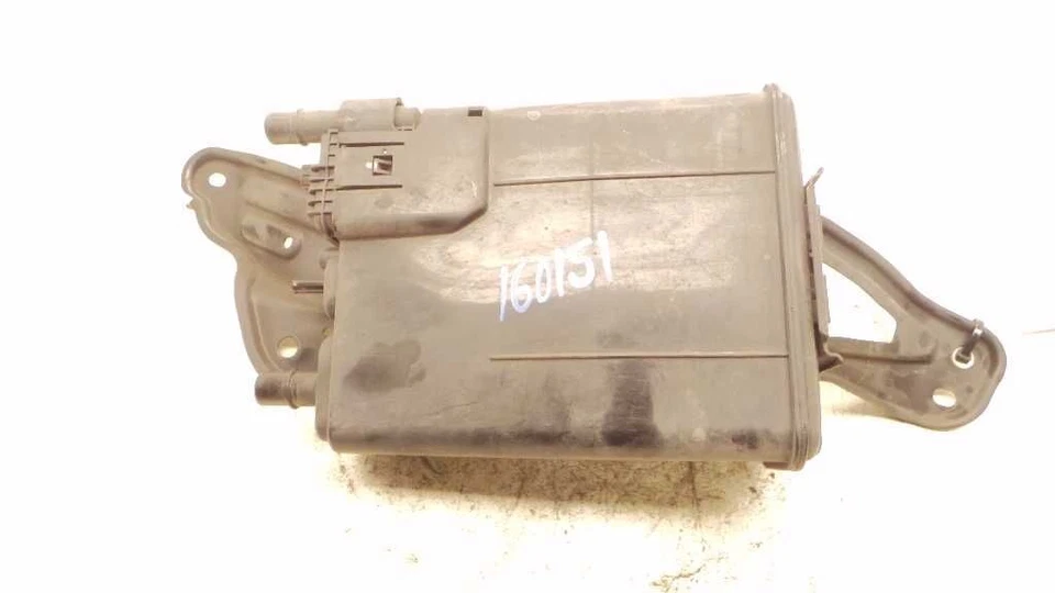 Контейнер для паров топлива 11 SCION TC   - Изображение 1 из 4