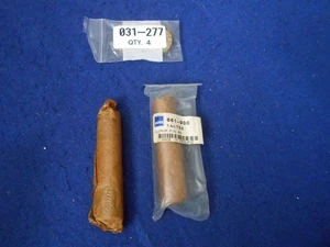 New Moss Fulcrum Pins (2) + Cork Gaskets (4) Austin Healey BN1-BJ8 661-900 - Bild 1 von 4