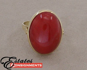 Coral, Yellow Gold Ring - Picture 1 of 11