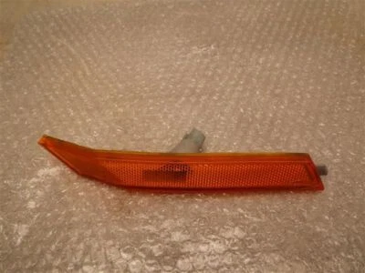 Ford Fusion 2006-2009 Right Side Marker Light Assembly 6E5Z13200C 9322 - Image 1 of 4