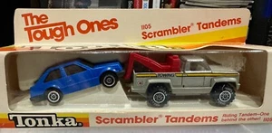 Camión de remolque y auto Scrambler Tandems #1105 vintage nuevo en caja Tonka “The Tough Ones” - Imagen 1 de 8